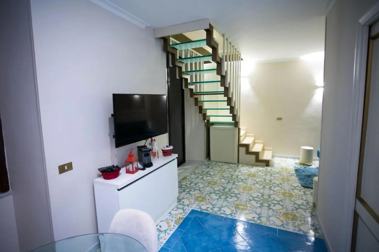 Hause Naty Spaccanapoli Lägenhet 0*, Neapel Italien
